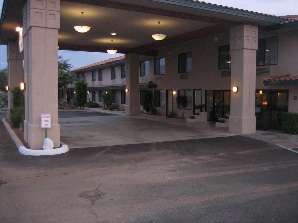 Catalina Inn Εξωτερικό φωτογραφία